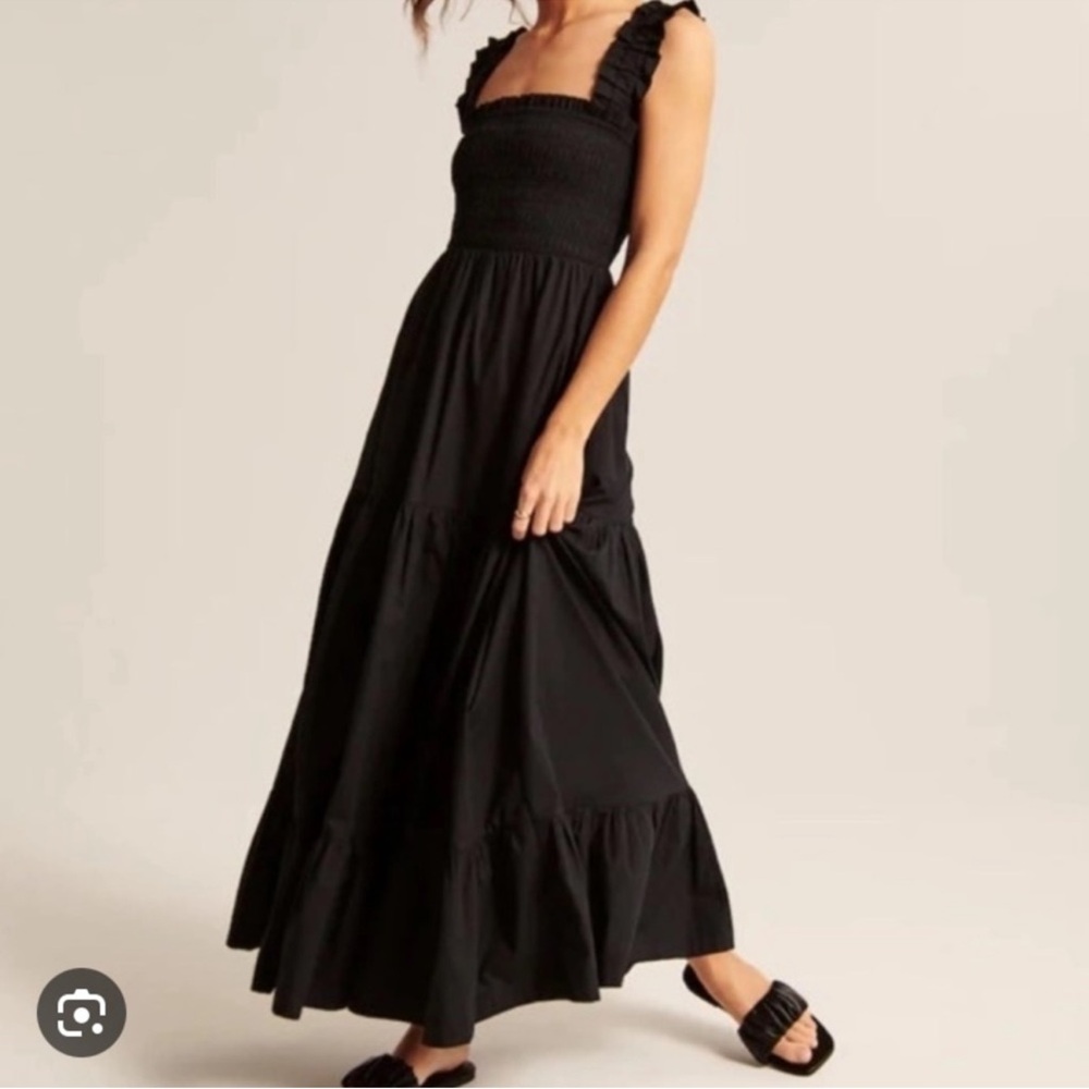 Abercrombie & Fitch Smocked Poplin Maxi Dress Black Size Medium Tall $100
